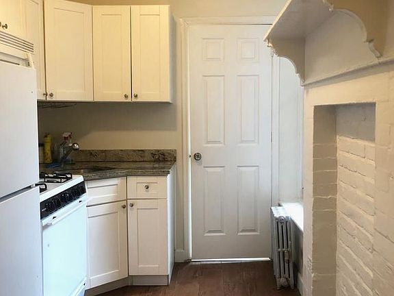 3rd image of 672 9th Ave APT 3