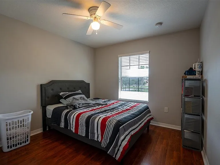 11191 Savannah Landing Cir — Photo 32