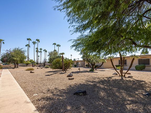 2nd image of 13670 N 110TH Avenue
