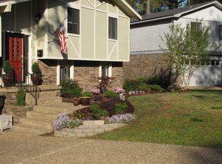 9905 Echo Valley Ct, Little Rock, AR 72227