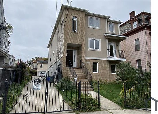 1st image of 204-06 N 7th St #2