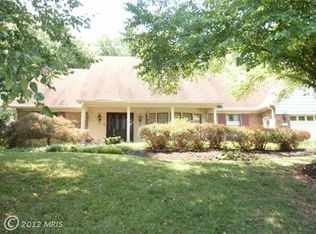 13614 Creekside Dr, Silver Spring, MD 20904