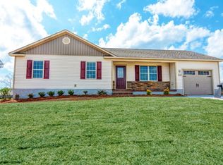 601 Duncan South Dr, Richlands, NC 28574