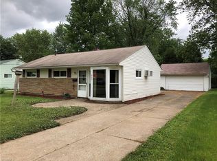 933 West Dr, Sheffield Lake, OH