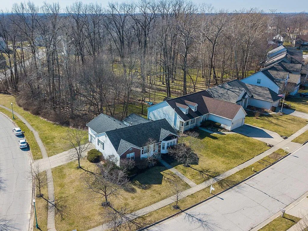 7663 Asden Ct photo 1