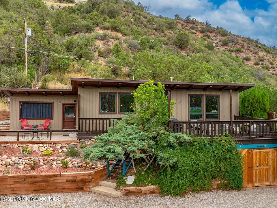 1st image of 805 Red Mountain Dr