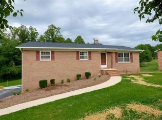 66 Wolf Hollow Ct, Taylorsville, NC 28681