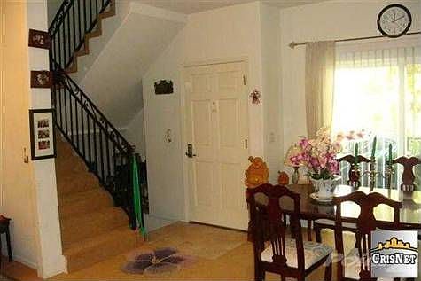 3rd image of 16426 Kittridge St Unit 13