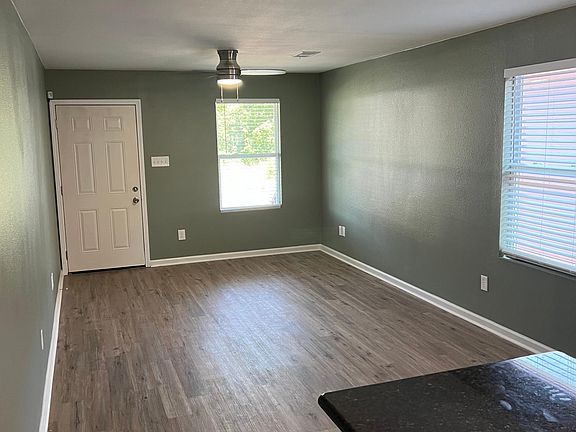 3rd image of 2419 Feliciana St #B
