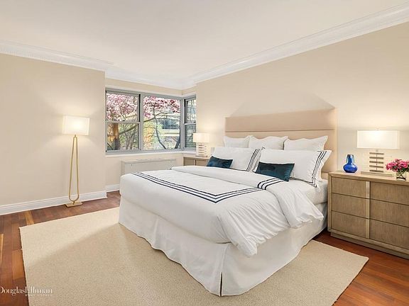 3rd image of 931 Lexington Ave #2M