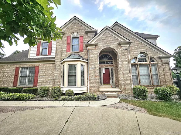 6088 Meadowview Dr, Canton, MI 48187