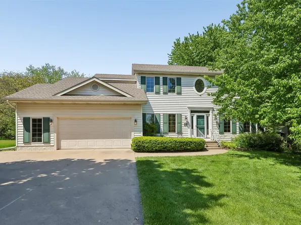 6195 Brookview Dr, West Des Moines, IA 50266