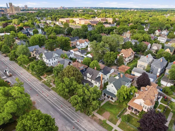 3437 Park Ave, Minneapolis, MN 55407