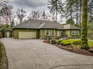 465 Grey Cliffs Dr, Saint Helens, OR 97051
