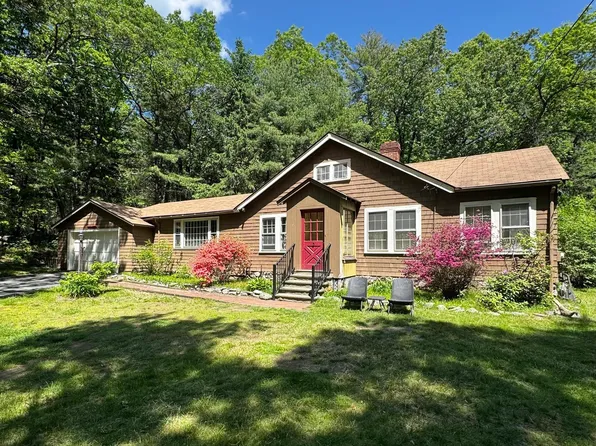 38 Rutland St, Carlisle, MA 01741