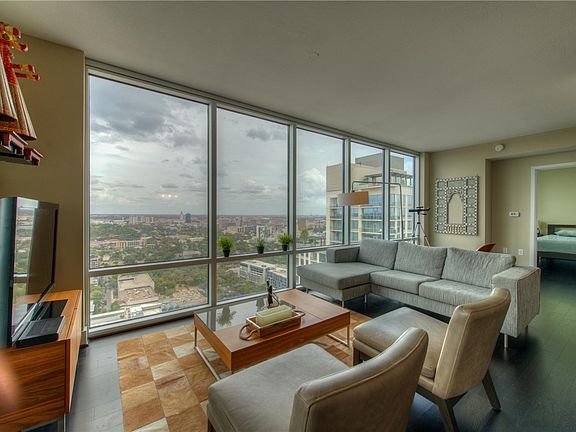 5th image of 300 Bowie St APT 3904