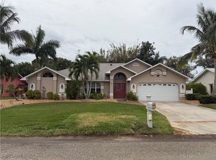 8831 Banyan Cove Cir, Fort Myers, FL 33919