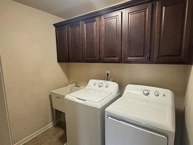 9167 Plantation Cir — Photo 21