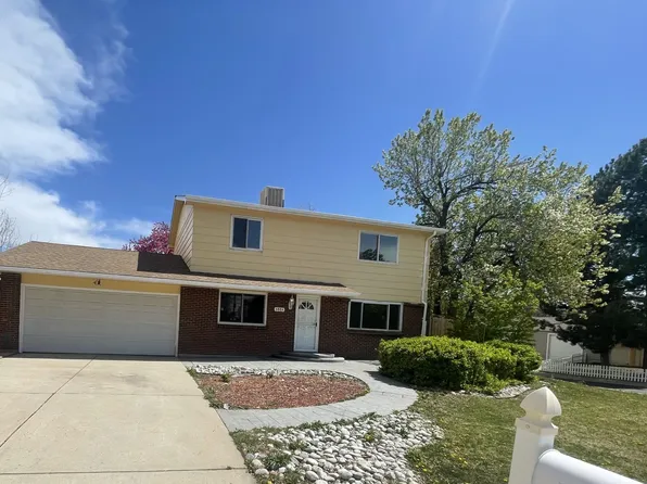 6884 S Dexter St, Centennial, CO 80122