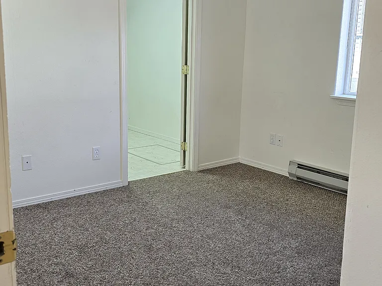 116 W 20th Ave #B — Photo 3
