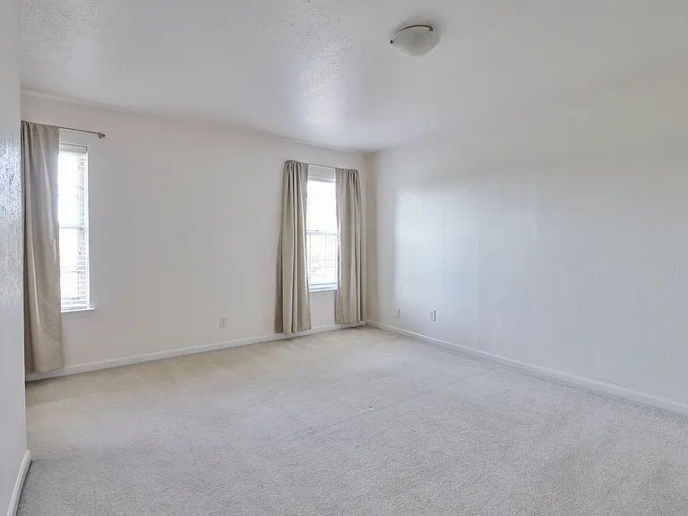 10714 Pagewood Dr — Photo 13