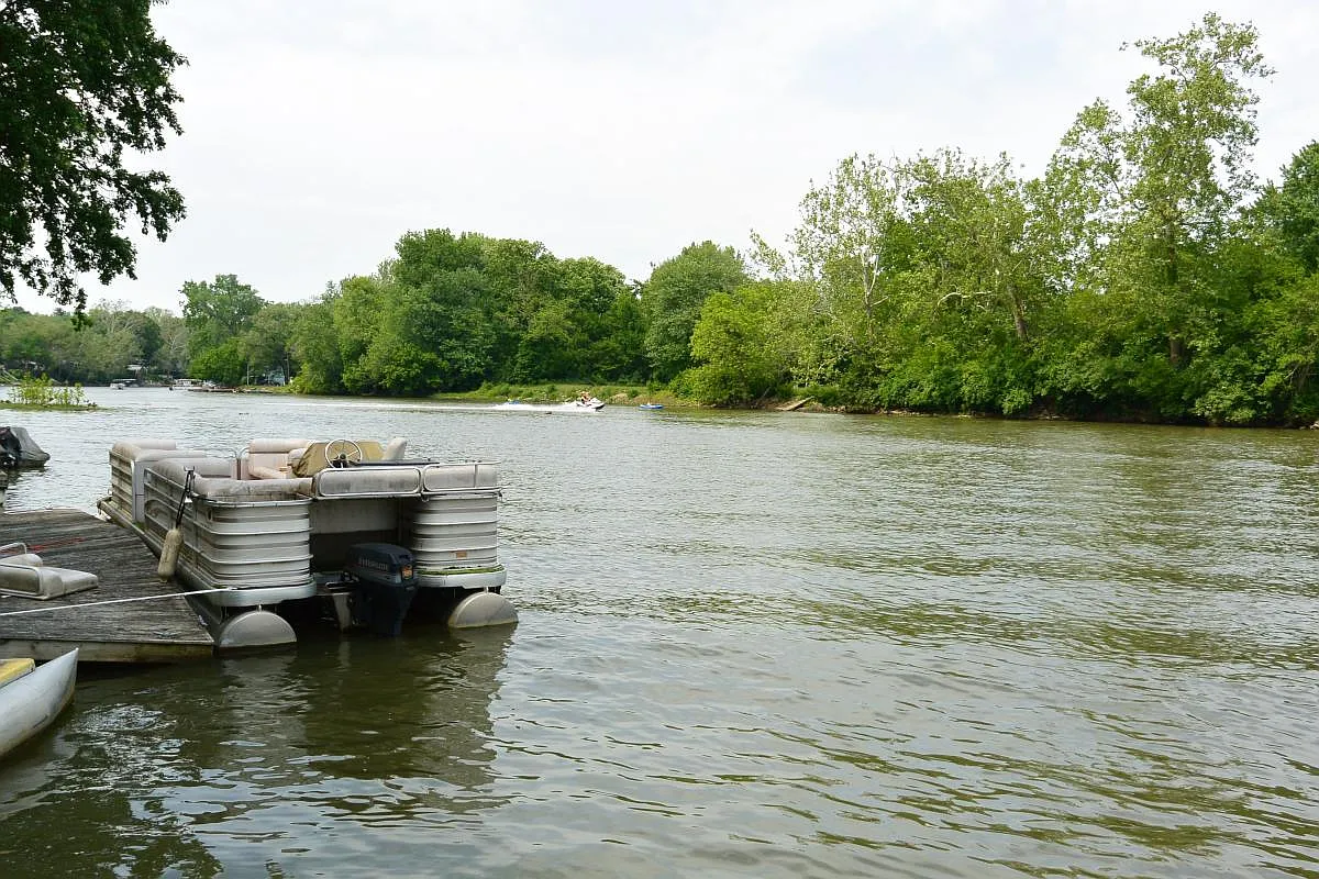 7221 Edgewater Place — Photo 3