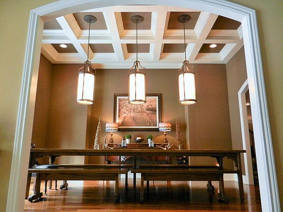Custom tray ceilings