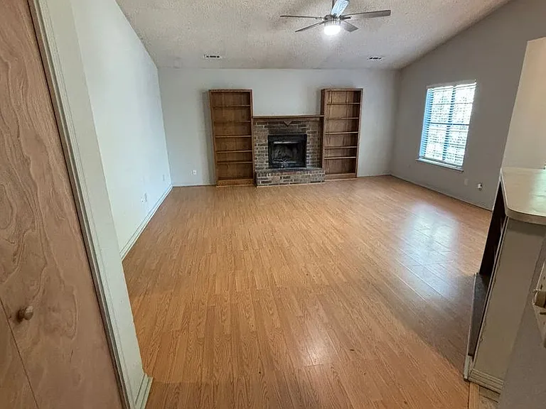 3468 W Yale St — Photo 5