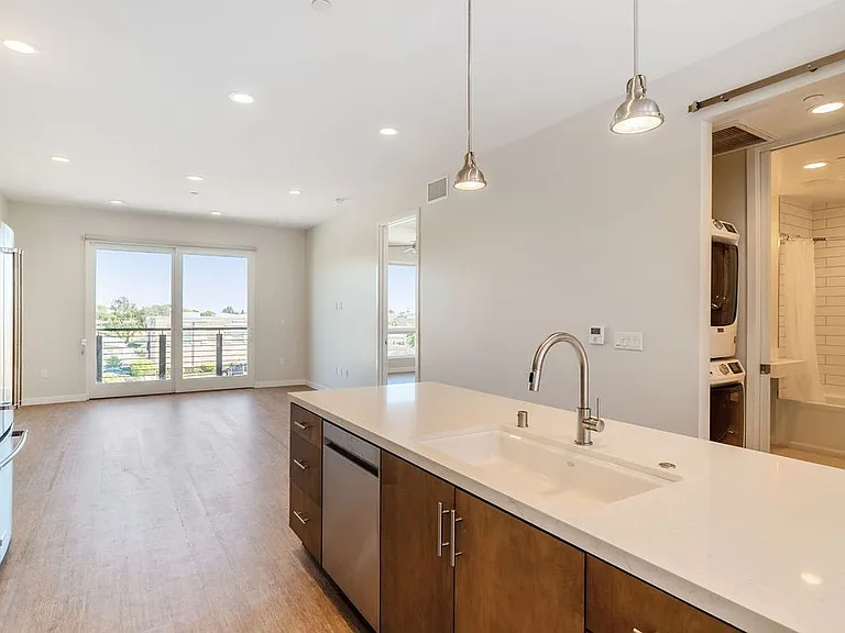 1214 Tennyson St. — Photo 5