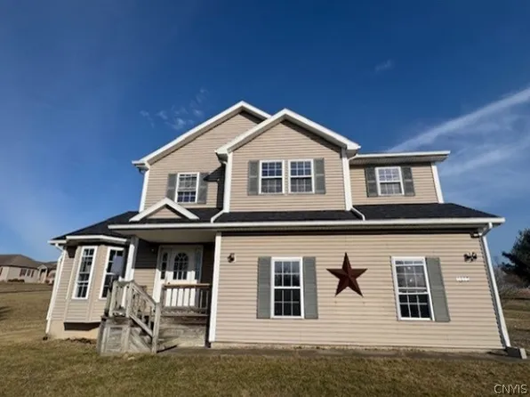 1825 Flat St, Penn Yan, NY 14527