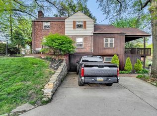 5273 Fieldcrest Dr, Pittsburgh, PA 15236