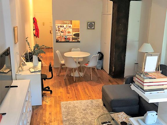4th image of 325 E 64th St APT 212
