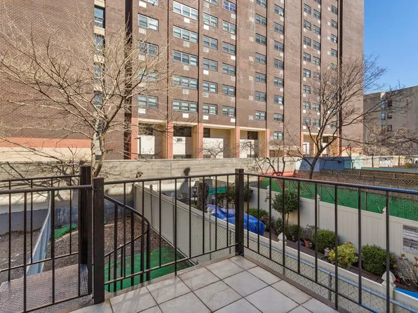 275 West 132nd Street image 5 of 13