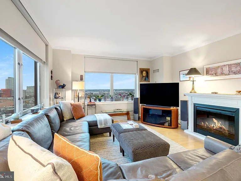 440 S Broad St #2407 — Photo 7