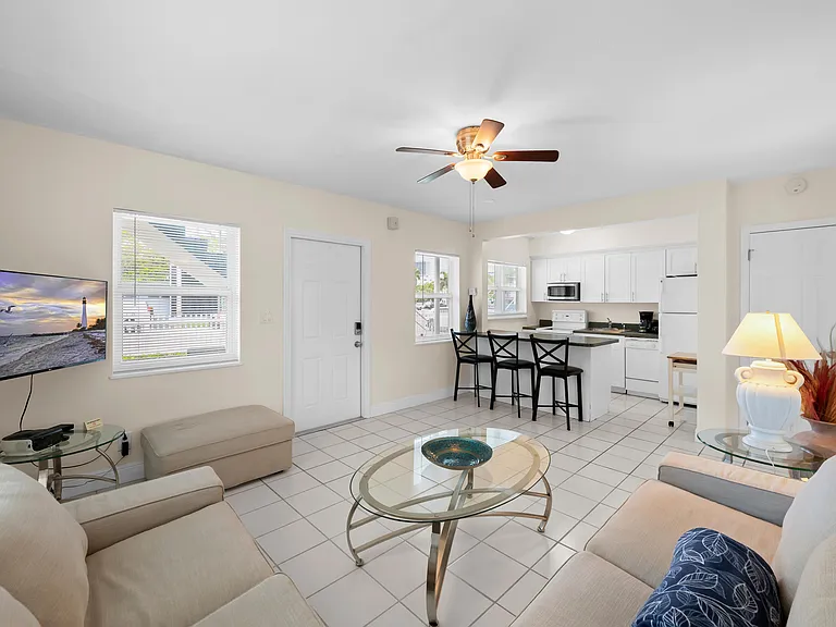 741 Bayshore Dr #16N — Photo 8