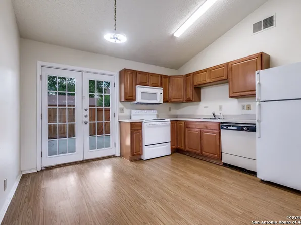 9140 Timber Path #3201, San Antonio, TX 78250