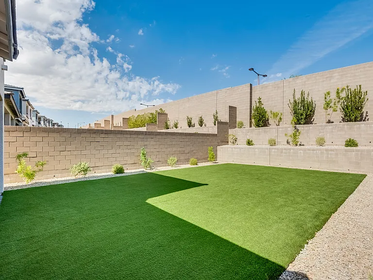 1609 Crested Eagle St — Photo 35