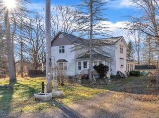 9005 Tonawanda Creek Rd, Clarence Center, NY 14032