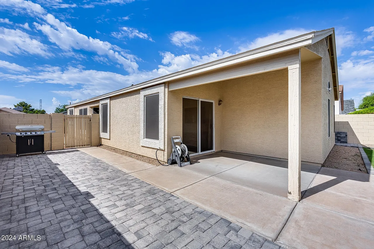 4020 W Villa Linda Dr — Photo 1