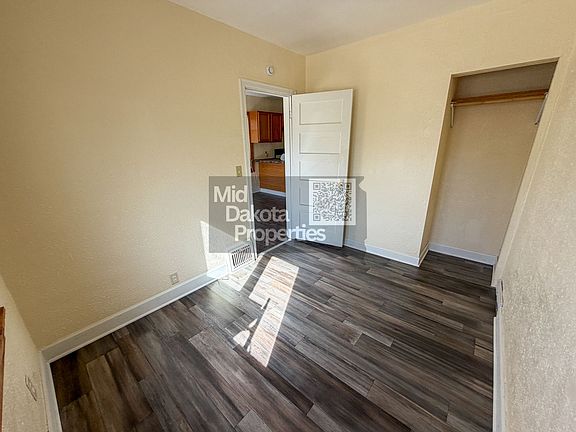 5th image of 314 E Birch Ave