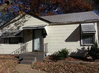 2926 Old Hanley Rd, Saint Louis, MO 63114