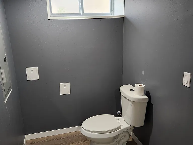4827 A St #3 — Photo 9