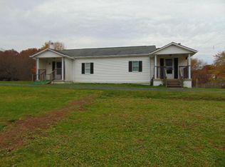 244 Pine St, Shady Spring, WV 25918