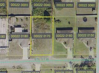 2912 6th St W, Lehigh Acres, FL 33971