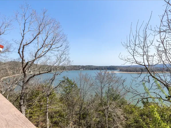 9826 Old Campbell Rd, Rogers, AR 72758