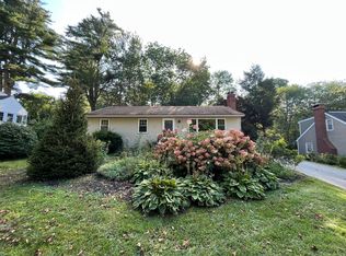 38 Newell Rd, Yarmouth, ME 04096