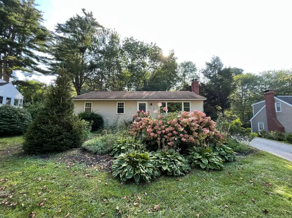 38 Newell Road, Yarmouth, ME 04096