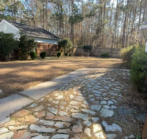 132 Avonshire Dr — Photo 15