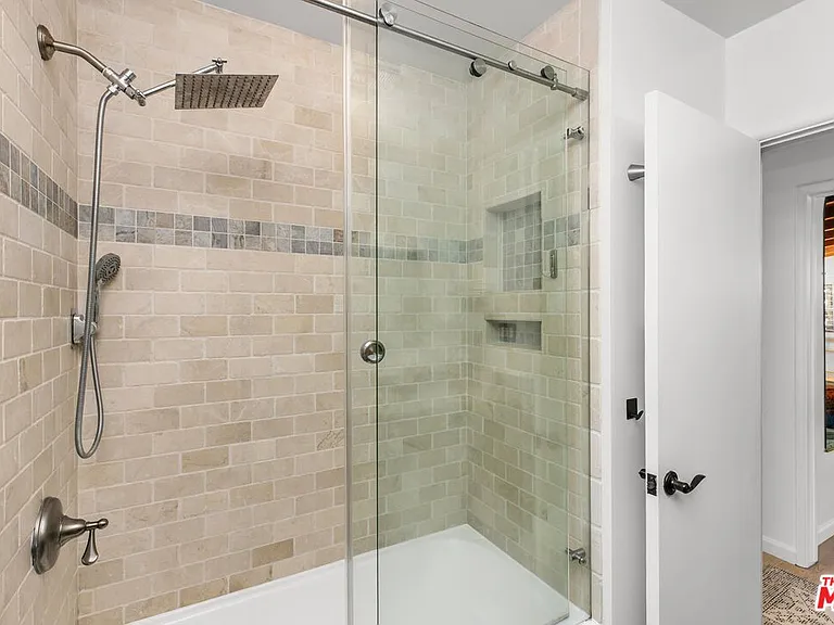 14225 Enadia Way — Photo 14
