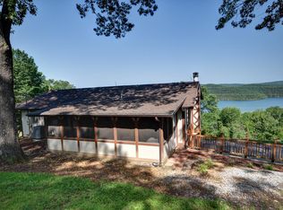 187 Circle Hill Dr, Blue Eye, MO 65611